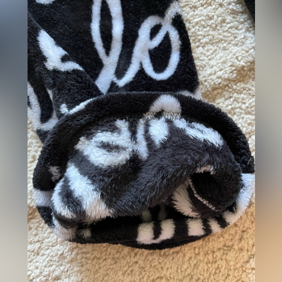 Justice Girls Black Fleece Pants Love Logo Elastic Waistband Size 8 - Picture 6 of 6